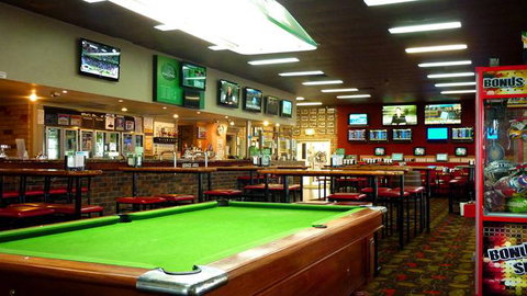Shearers Arms Tavern - Dentist Find 3