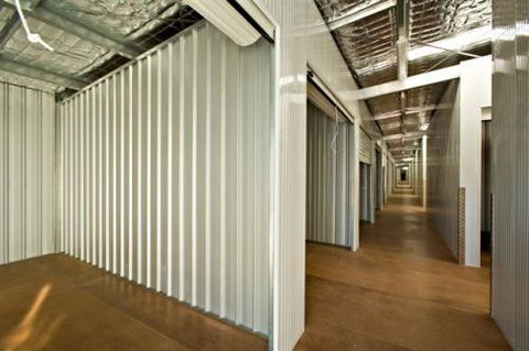 Universal Self Storage - Dentist Find 5