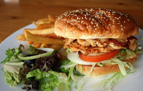 Kimberley Estate Takeaway - Dentist Search 4