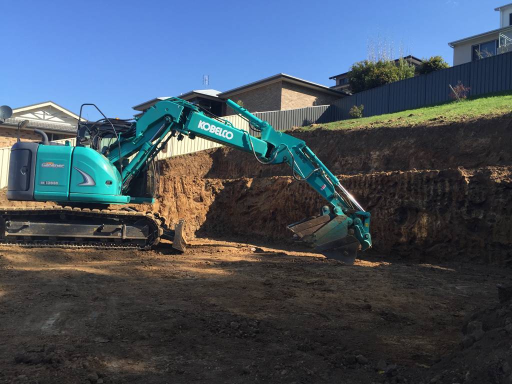 Advance Earthmovers Pty Ltd