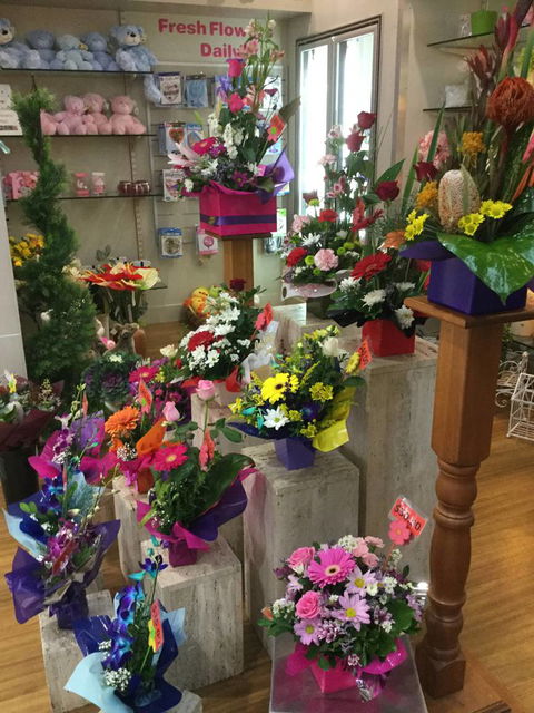 J’adore Flowers & Gifts - Dentist Find 2