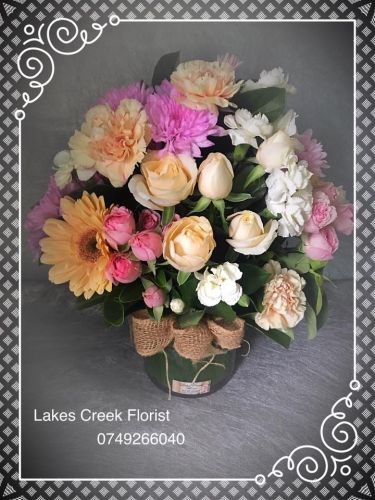 Lakes Creek Florist - Dentist Find 4
