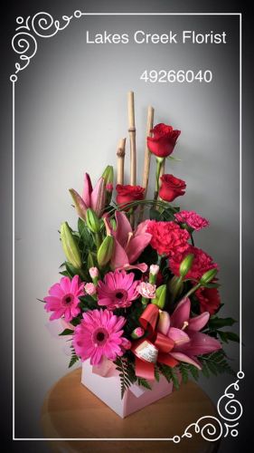 Lakes Creek Florist - Dentist Find 5