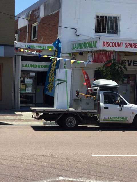 The Entrance Laundromat - Dentist Find 4