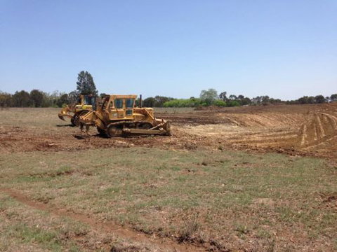 Greg Thompson Earthmoving - Dentist Find 4