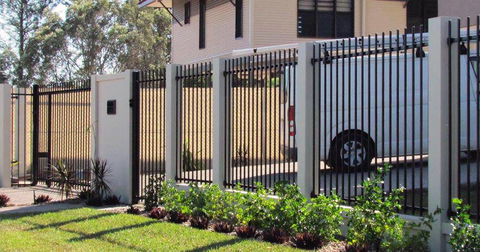 Trojon Fencing - Dentist Search 6