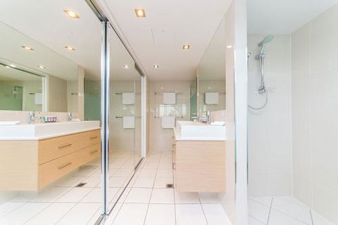 Echelon Apartments - Dentist Find 4