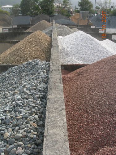 B & D Landscape & Garden Supplies - Dentist Find 0