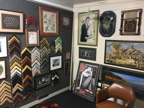 Russell’s Custom Framing - Dentist Find 2