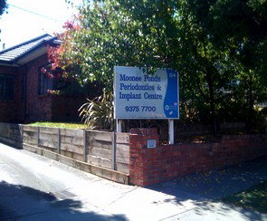 Moonee Ponds Periodontic  Implant Centre