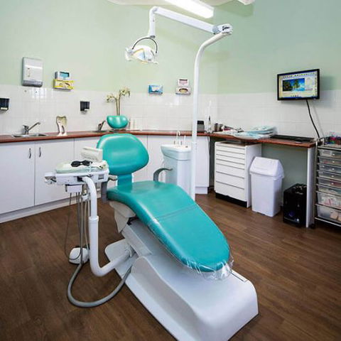 Dr Claudia Losonski - Dentist Find 1