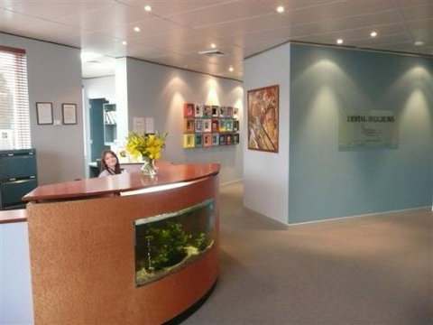 Malcolm Deall & Associates - Dentist Search 4